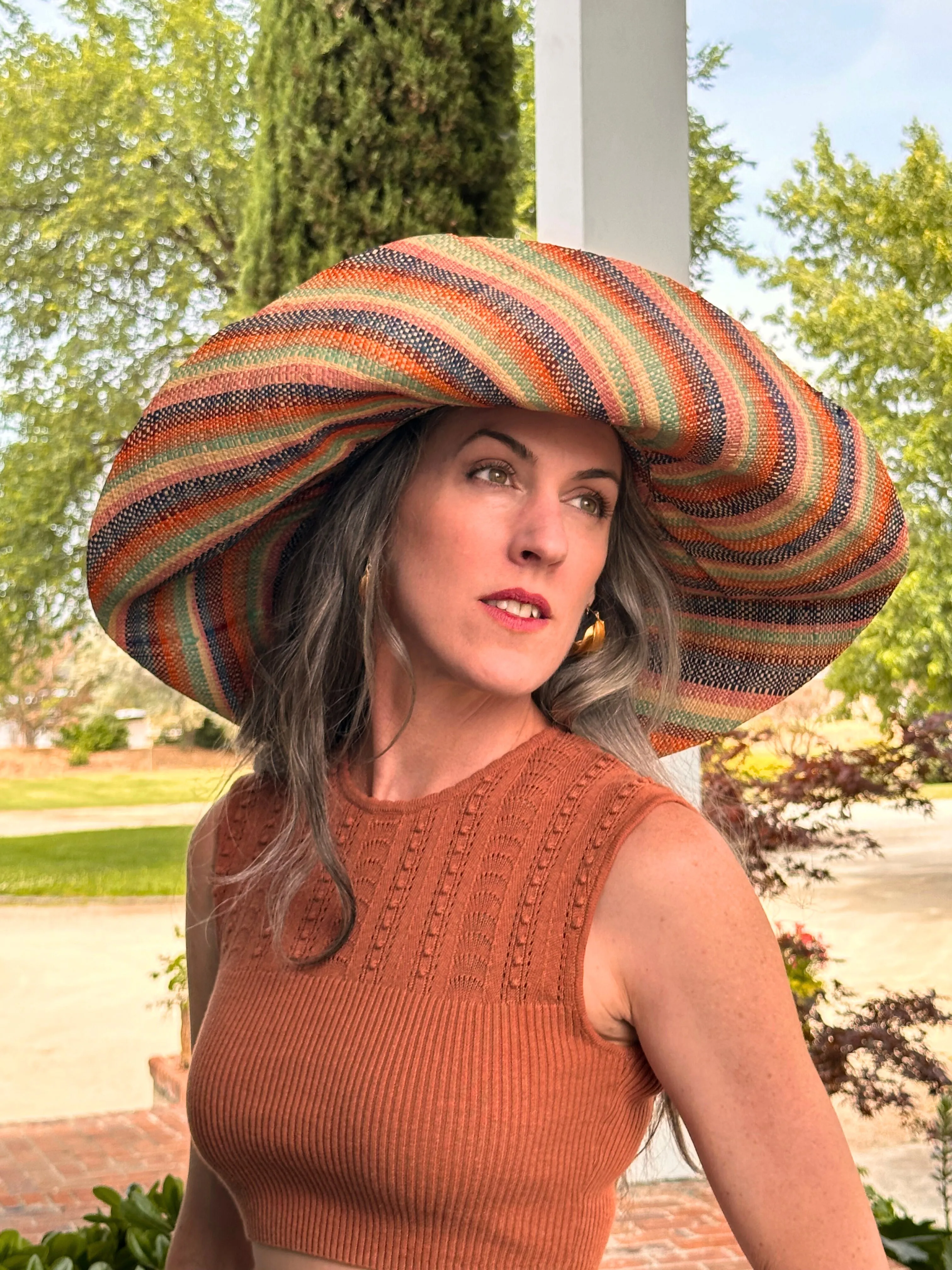 5" & 7" Wide Brim Multicolor Stripe Pattern Packable Straw Sun Hats