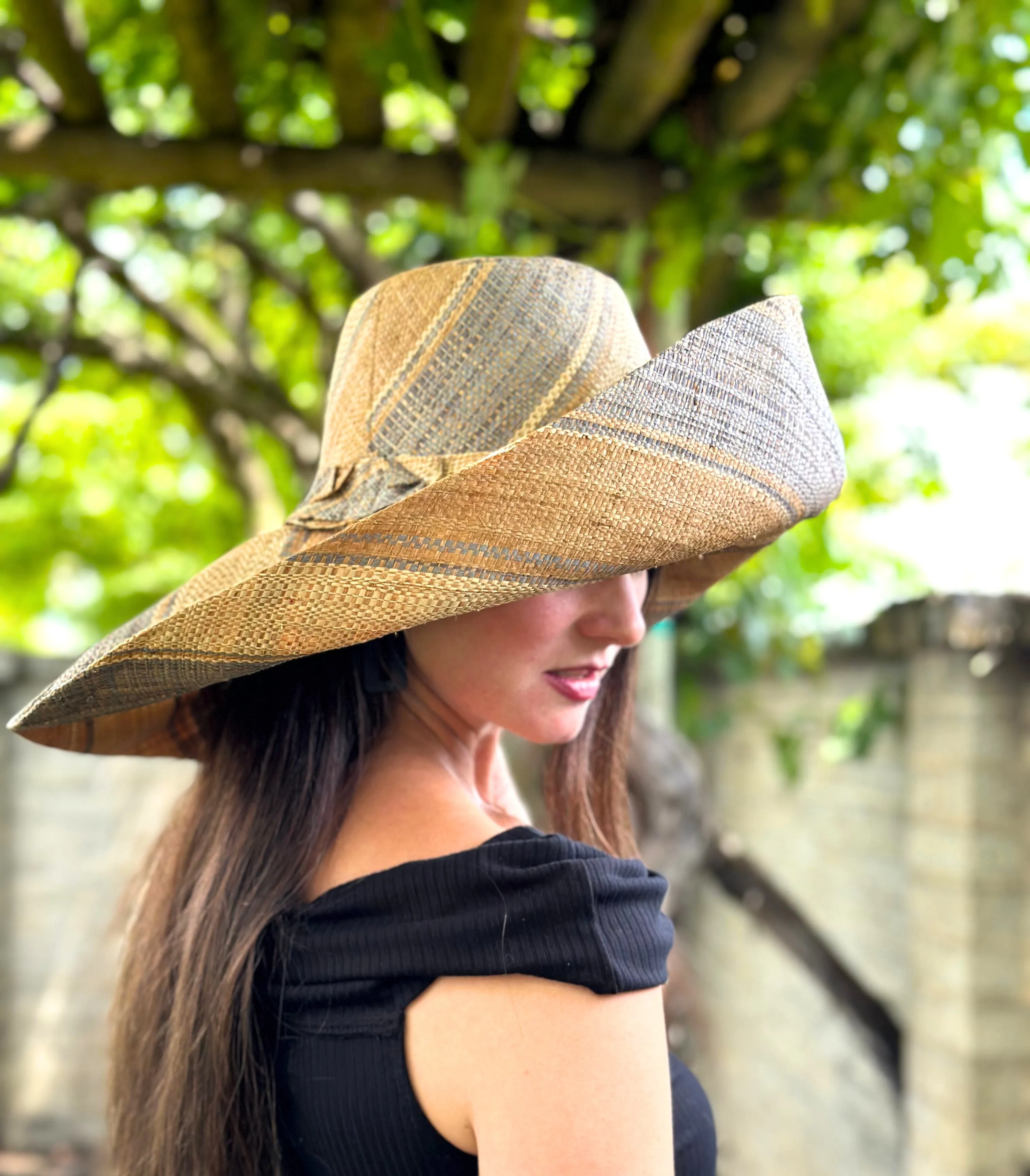 5" & 7" Wide Brim Multicolor Stripe Pattern Packable Straw Sun Hats
