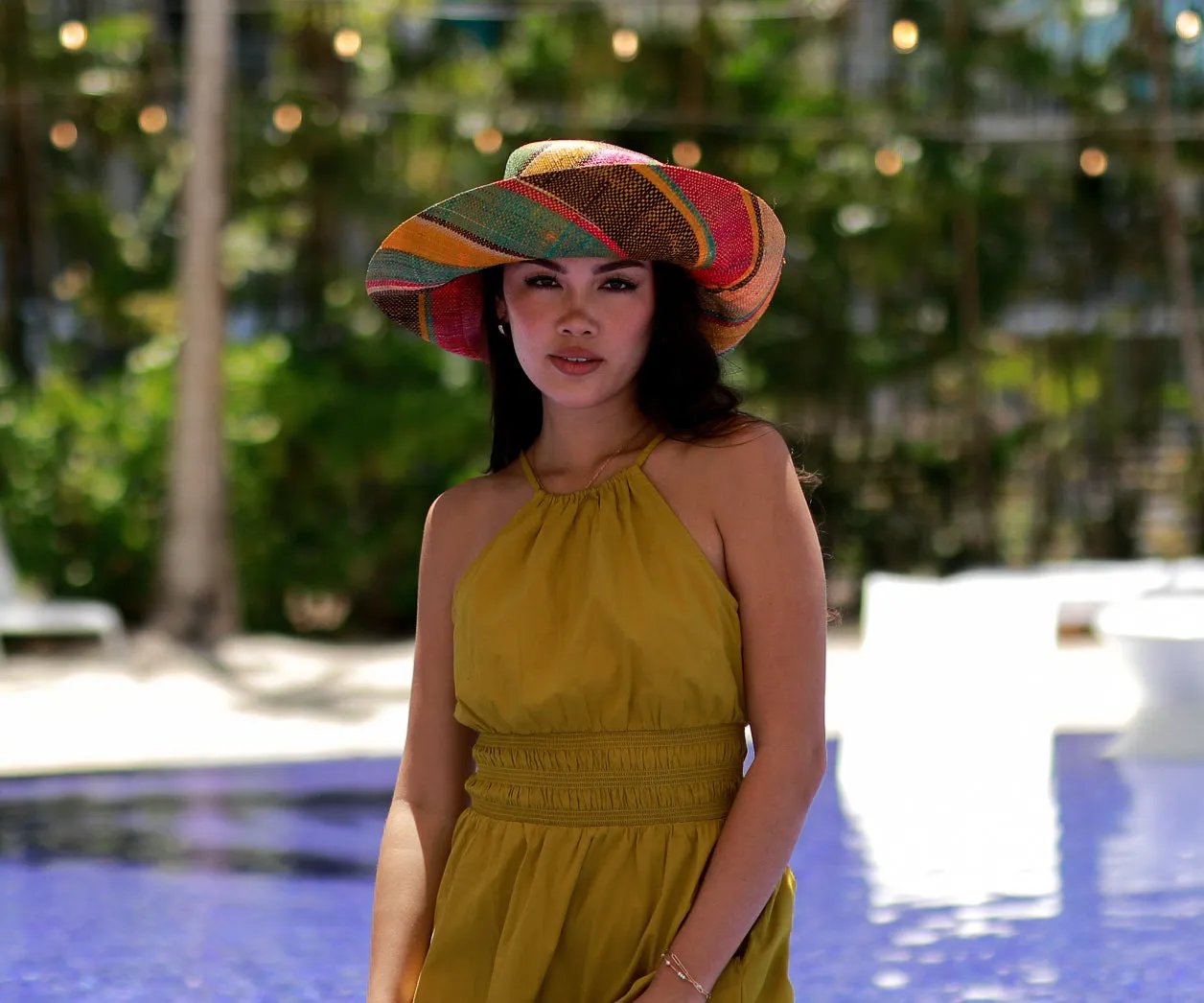 5" & 7" Wide Brim Multicolor Stripe Pattern Packable Straw Sun Hats