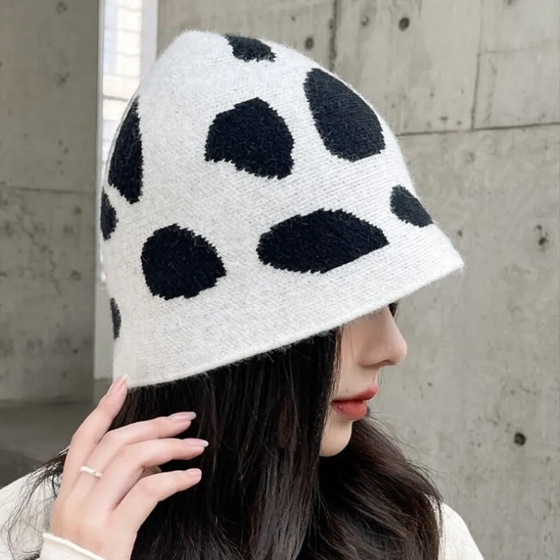 Autumn and Winter Cow Pattern Outdoor Bucket Hats