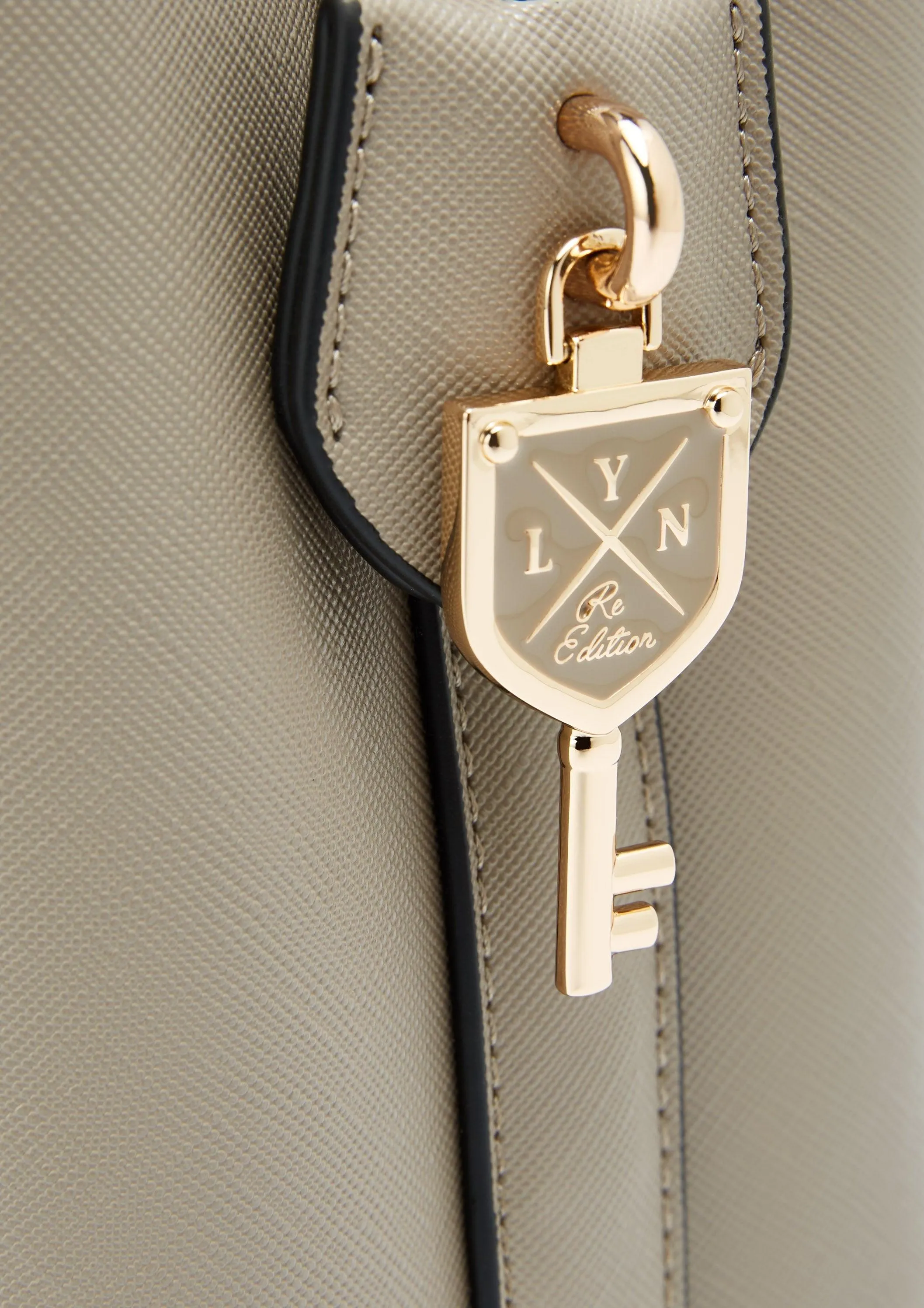 Carina Re-Edition Bucket Bag S Taupe