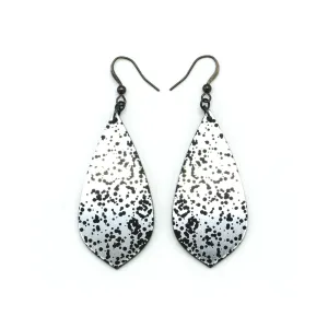 Gem Point [02] // Acrylic Earrings - Brushed Silver, Black