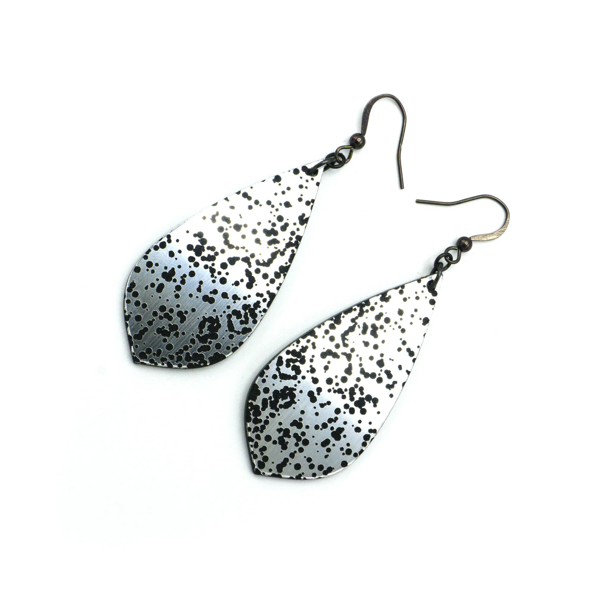 Gem Point [02] // Acrylic Earrings - Brushed Silver, Black