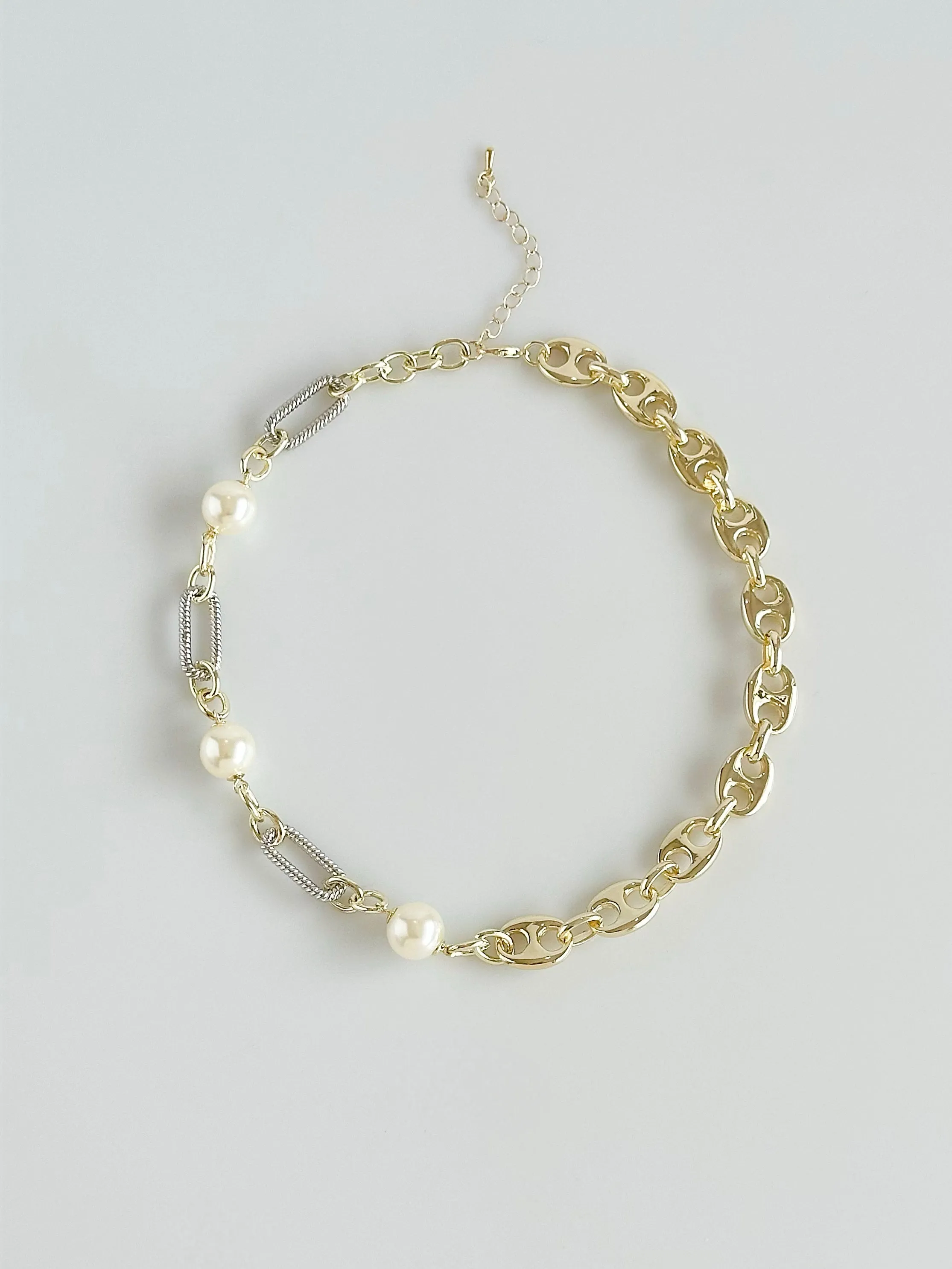 Glamour Pearl Link Necklace