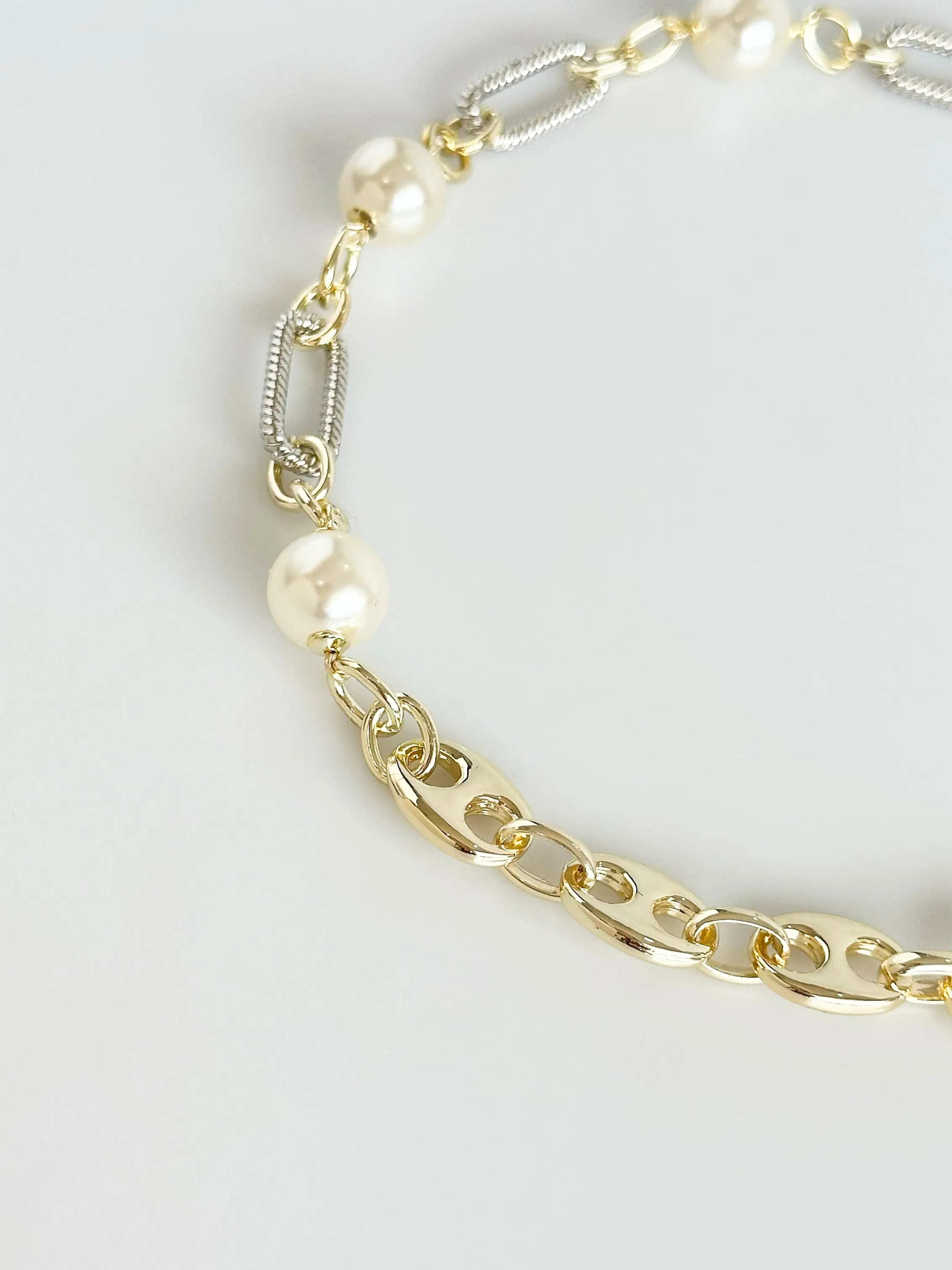 Glamour Pearl Link Necklace