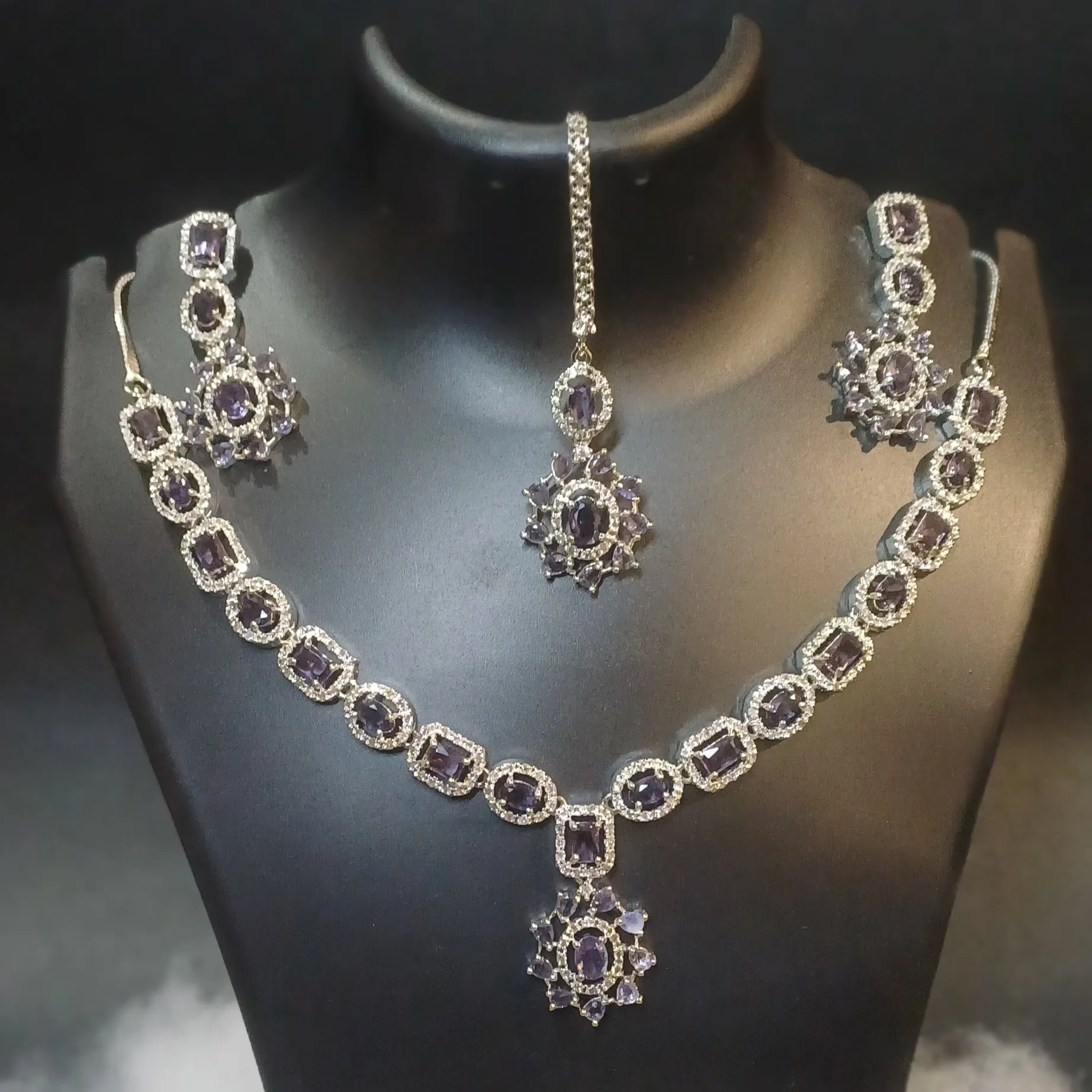 Iris stoned diamond necklace with designer earrings and mang tika