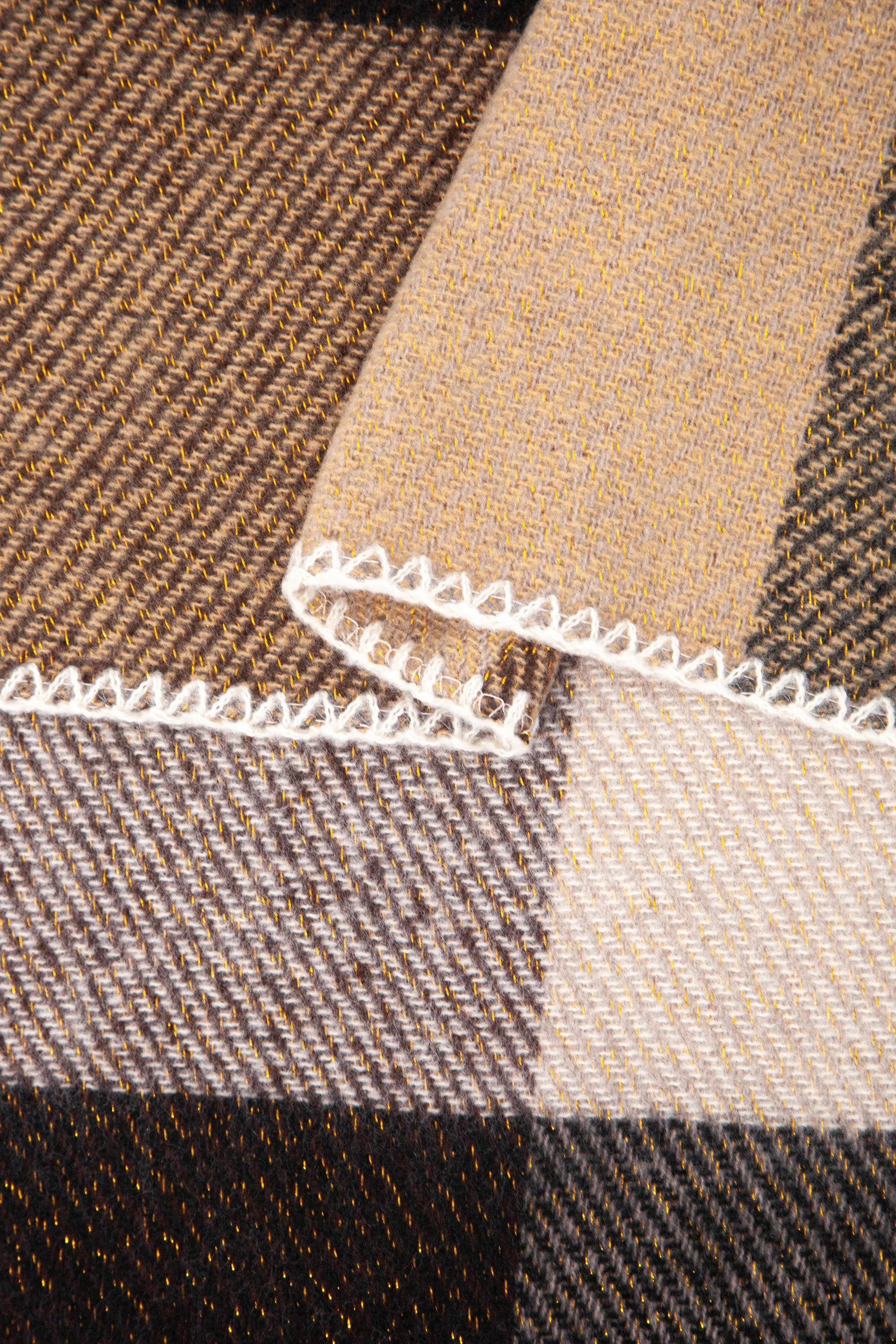 Logan Heavyweight Scarf - Black, Check