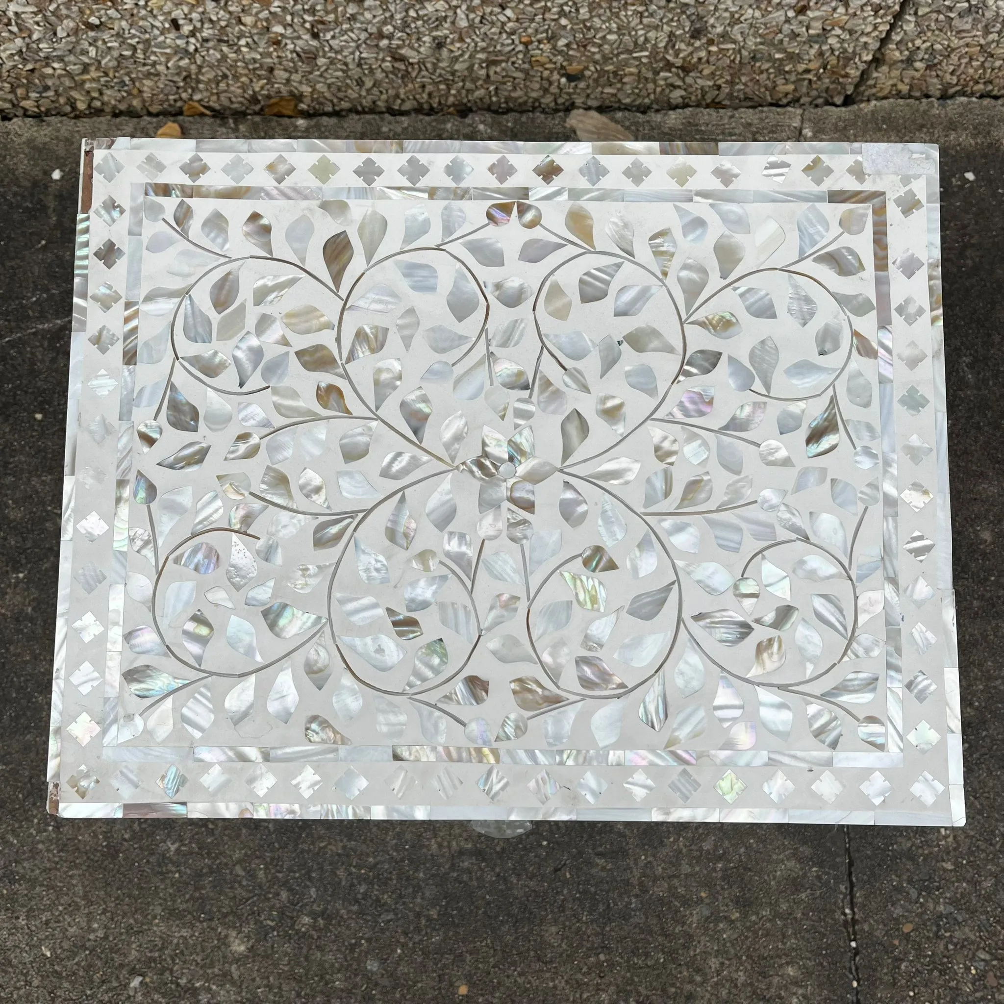 Mother Of Pearl Inlay White Floral Pattern Bedside Table With Drawers