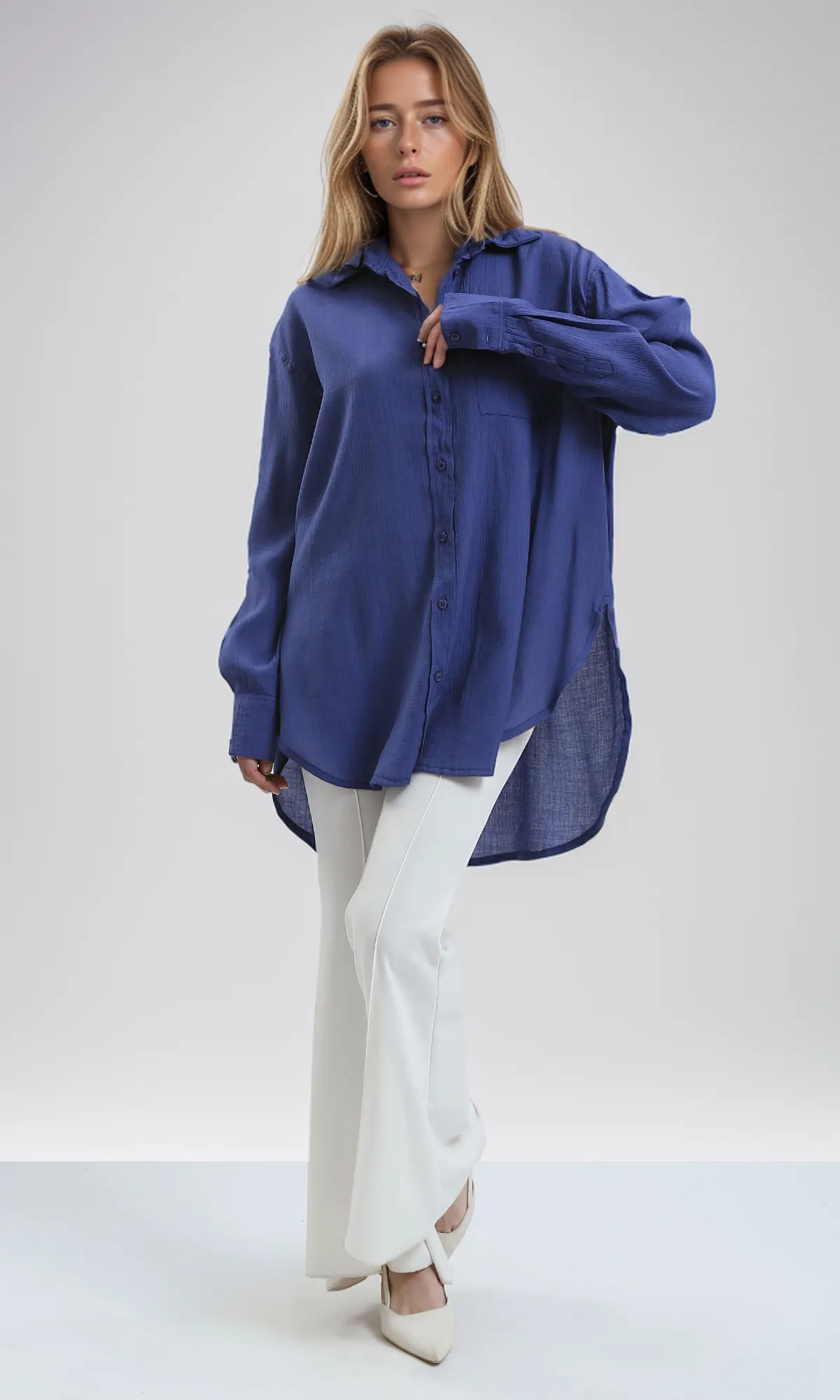 O190353 Loose Dark Blue Buttoned Blue Shirt