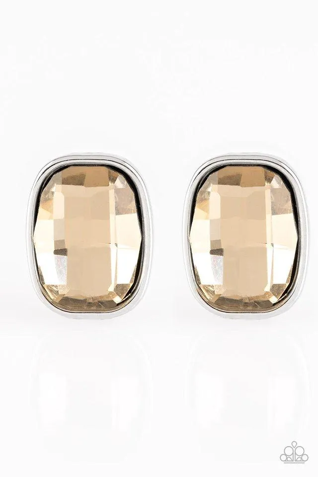 Paparazzi Earring ~ Incredibly Iconic - Brown