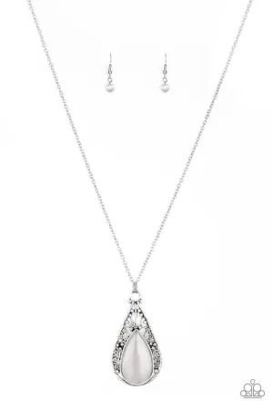 Paparazzi Necklace ~ Enchanted Eden - Silver