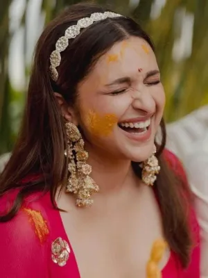 Parineeti Chopra Haldi Look Inspired Jwellery