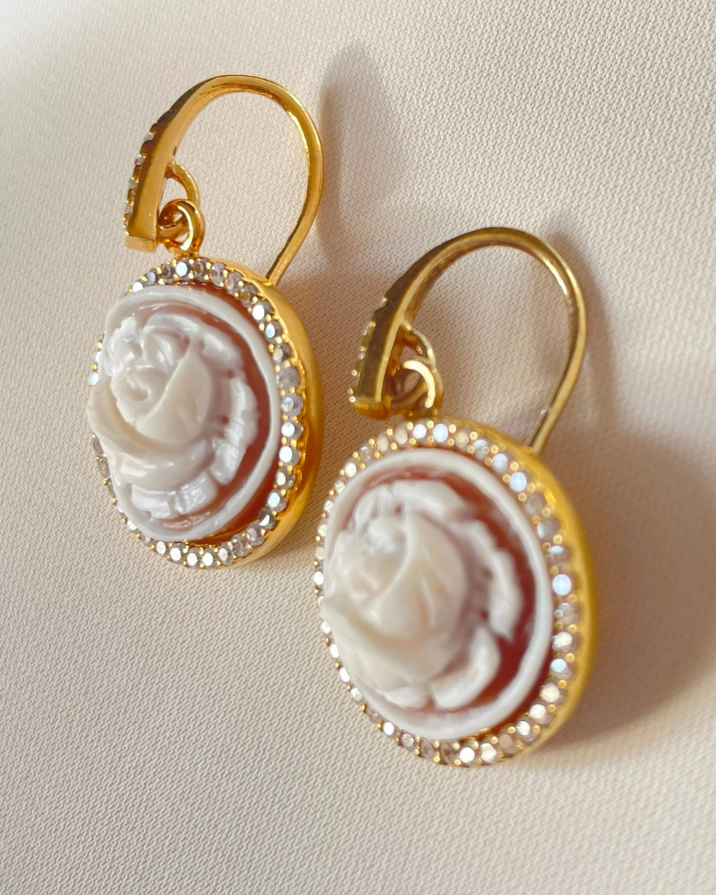 ROSE BLANCJE EARRINGS - GOLD